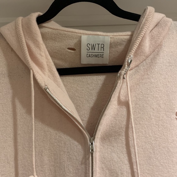 Bubblegum Pink Cashmere Zip-Up Hoodie - Picture 3 of 8